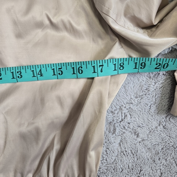 Carte Blanche Paris Muted Gold Lightweight Utility Jacket. Size Medium - Picture 15 of 16